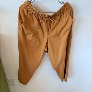Old Navy Women’s Tan Joggers